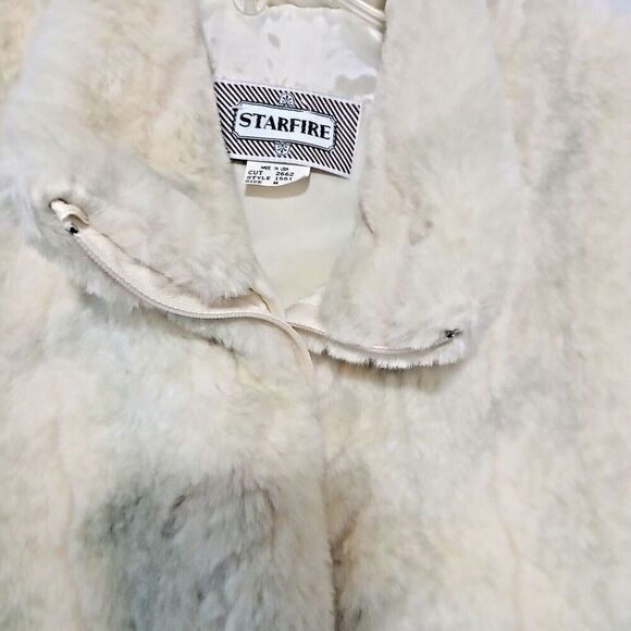 Starfire Size Med Zip up Vest, Very Classy Warm & Cozy Callar Vest. - Picture 5 of 13